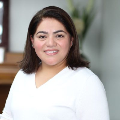 Dalia Resendiz, pastora de Jovenes